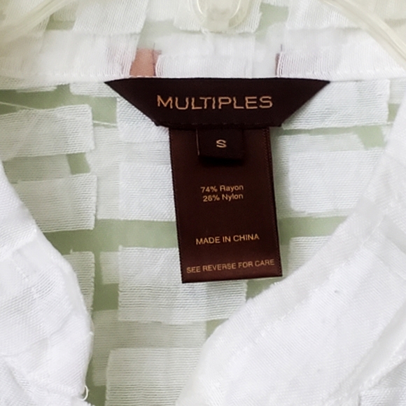 Multiples White Semi Sheer 3/4 sleeve light jacket marble buttons size Small - Picture 8 of 8